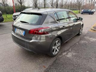 PEUGEOT 308 usata, con Alzacristalli elettrici