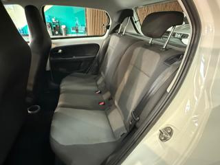 VOLKSWAGEN up! usata, con Fendinebbia