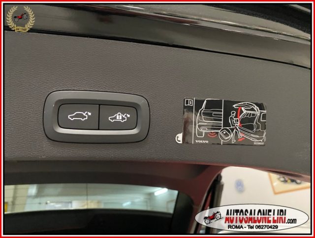 VOLVO XC40 usata, con Vetri oscurati