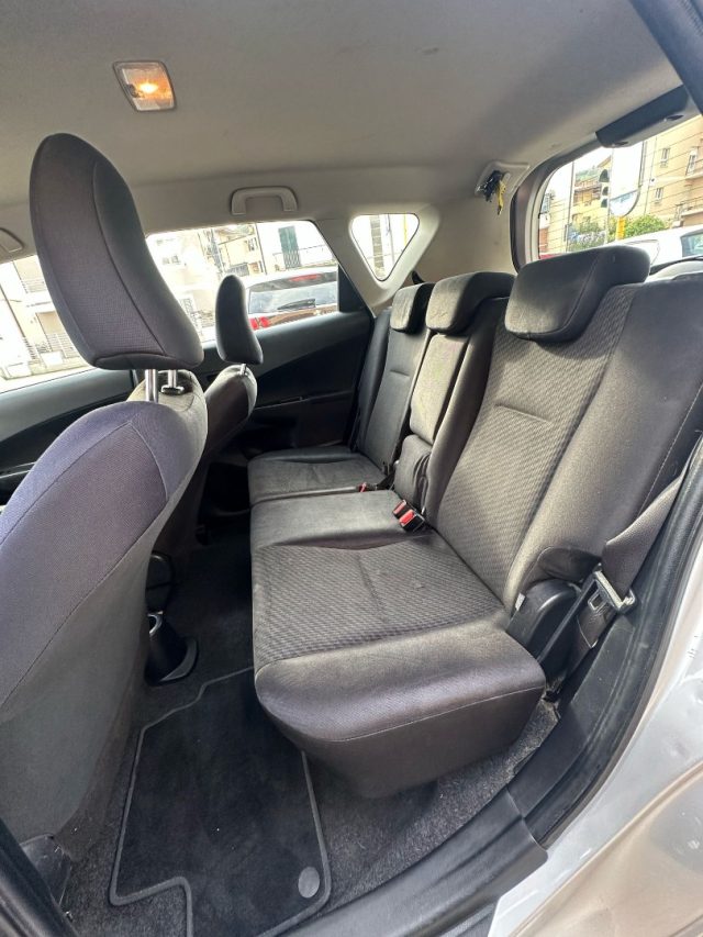 TOYOTA Verso-S usata, con ESP