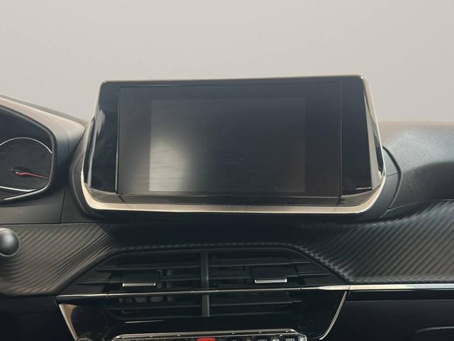 PEUGEOT 208 usata, con USB