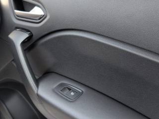 RENAULT Captur usata, con Bracciolo