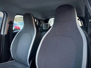 RENAULT Twingo usata, con Telecamera per parcheggio assistito