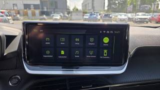 PEUGEOT 2008 usata, con Autoradio digitale