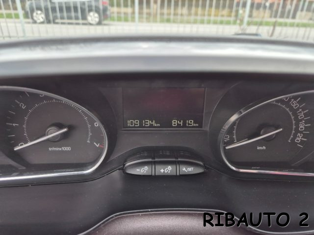 PEUGEOT 2008 usata, con Airbag Passeggero