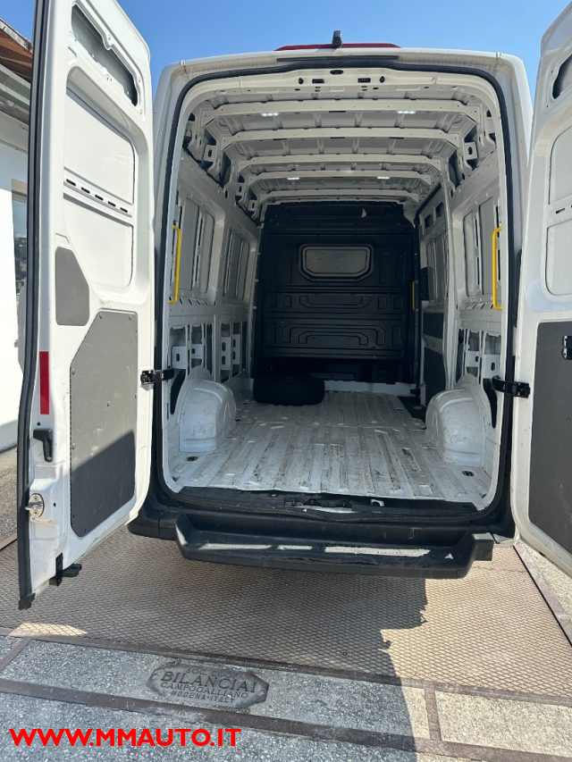 VOLKSWAGEN Crafter usata, con Vivavoce