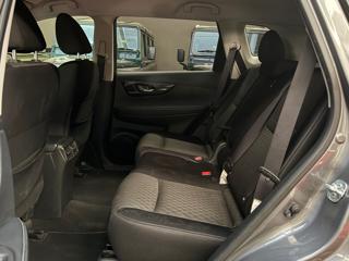 NISSAN X-Trail usata, con Luci diurne LED