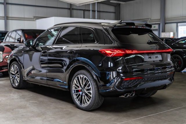 AUDI Q5 usata, con Alzacristalli elettrici