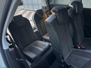 PEUGEOT 5008 usata, con Lettore CD