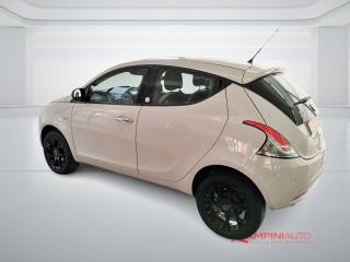 LANCIA Ypsilon usata, con Airbag testa