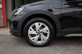 VOLKSWAGEN Taigo usata 95