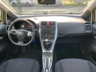 TOYOTA Auris usata, con ESP
