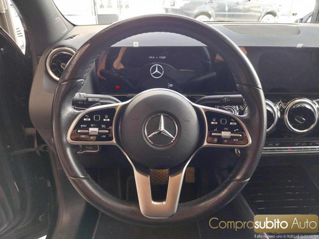 MERCEDES-BENZ GLA 180 usata 38