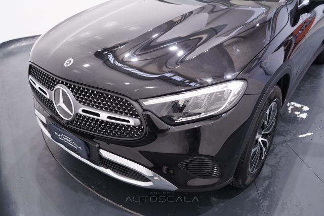MERCEDES-BENZ GLC 220 usata, con Specchietti laterali elettrici