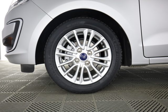 FORD Ka+ usata 7