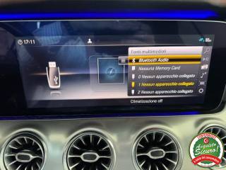 MERCEDES-BENZ E 220 usata, con Lettore CD