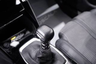 PEUGEOT 208 usata, con Sistema di navigazione