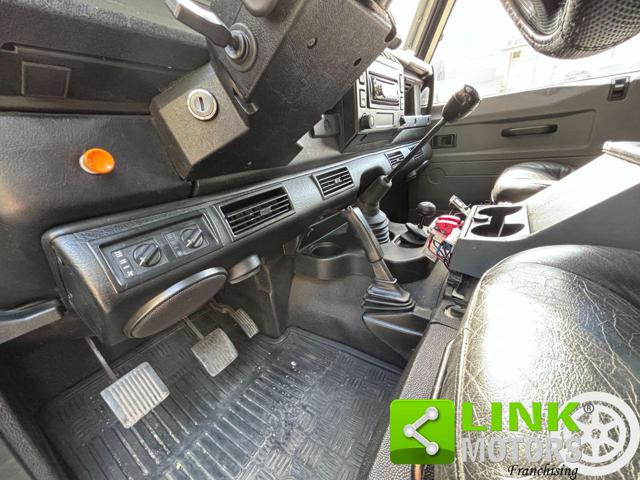 LAND ROVER Defender usata 20
