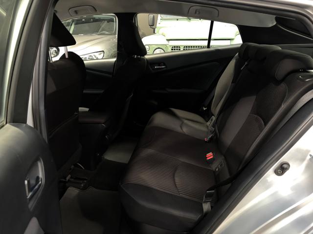 TOYOTA Prius usata, con Bracciolo