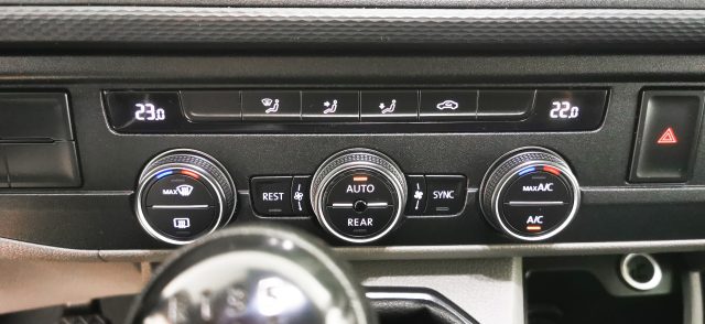 VOLKSWAGEN Caravelle usata, con Vetri oscurati