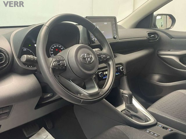 TOYOTA Yaris usata, con Controllo automatico clima