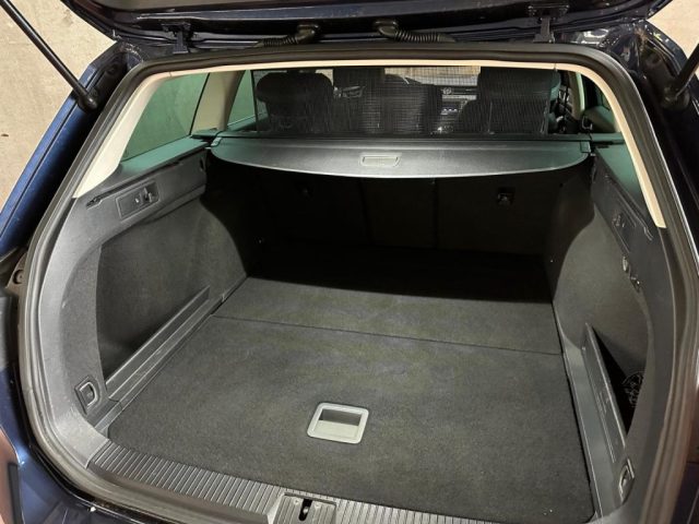 VOLKSWAGEN Passat Alltrack usata, con Climatizzatore