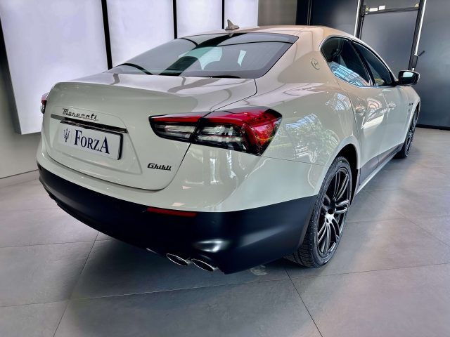MASERATI Ghibli usata, con Autoradio