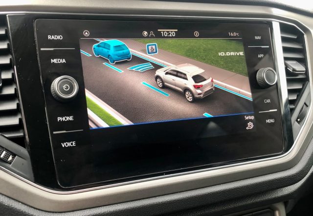 VOLKSWAGEN T-Roc usata, con Controllo automatico clima