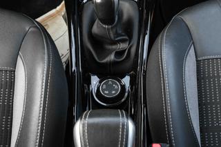 PEUGEOT 2008 usata, con Touch screen