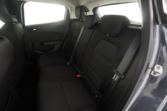 RENAULT Clio usata 9