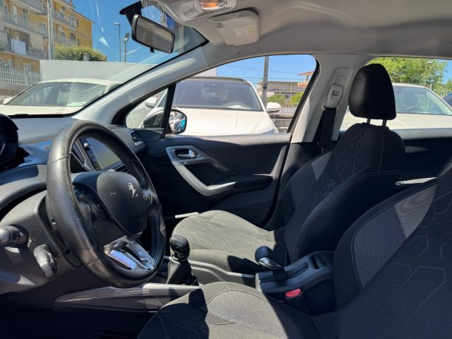 PEUGEOT 2008 usata, con Controllo trazione
