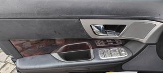 JAGUAR XF usata, con Airbag testa