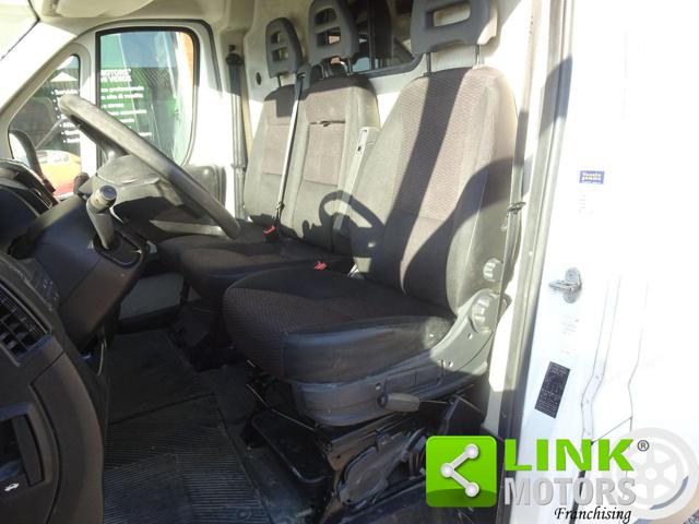 PEUGEOT Boxer usata, con Vivavoce