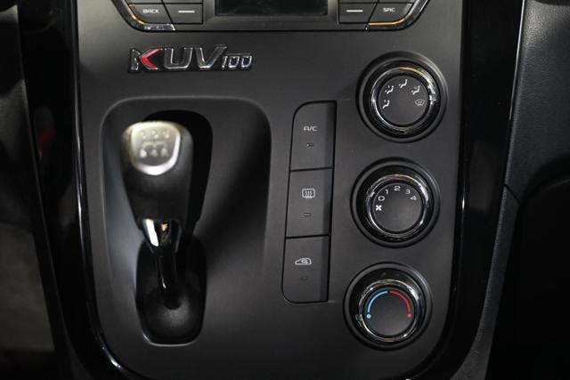 MAHINDRA KUV100 usata, con Volante multifunzione