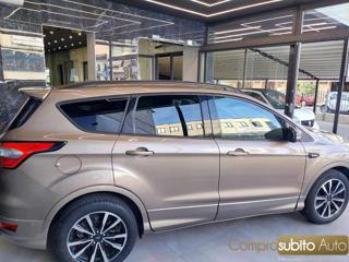 FORD Kuga usata, con Chiusura centralizzata