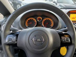 OPEL Corsa usata, con Boardcomputer