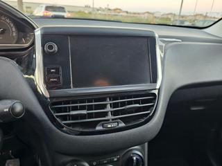 PEUGEOT 208 usata, con Controllo trazione