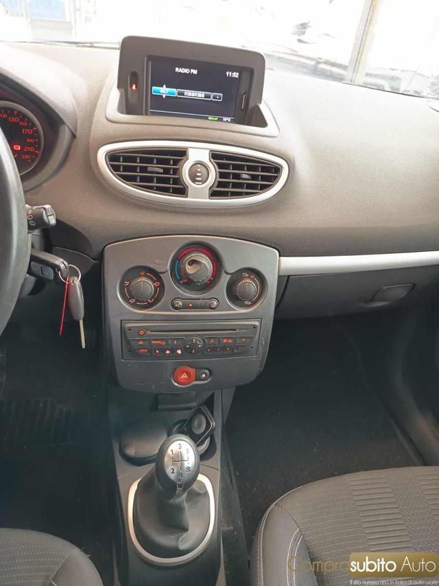 RENAULT Clio usata 12