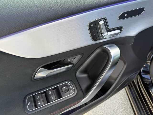 MERCEDES-BENZ A 45 S AMG usata, con Autoradio digitale