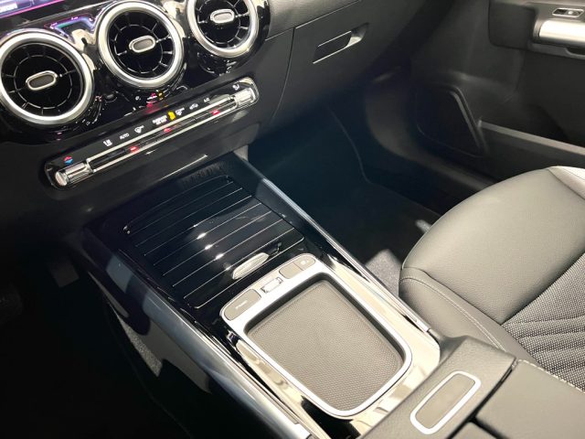 MERCEDES-BENZ B 180 usata, con Controllo automatico clima