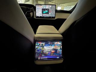 TESLA Model S usata, con Autoradio digitale