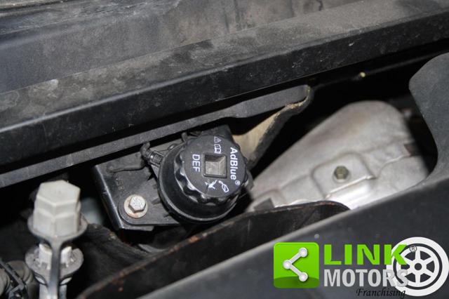 LAND ROVER Discovery Sport usata, con Schermo multifunzione interamente digitale