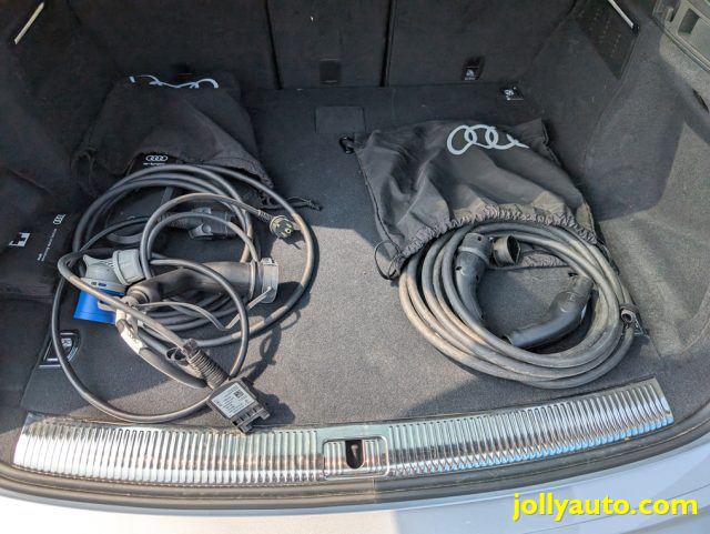 AUDI Q5 usata, con Volante multifunzione