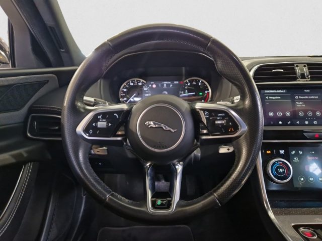 JAGUAR XE usata, con ESP