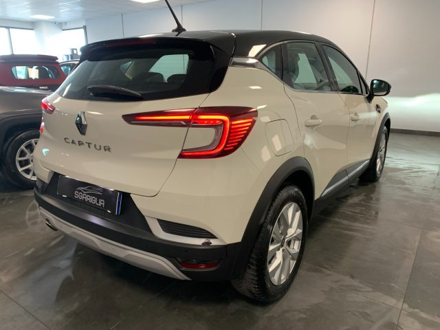 RENAULT Captur usata, con Autoradio