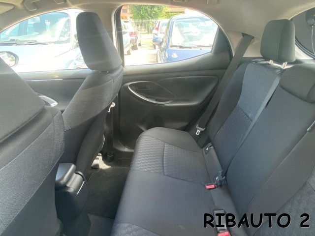 TOYOTA Yaris usata, con Cruise Control