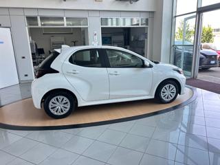 TOYOTA Yaris usata, con Alzacristalli elettrici