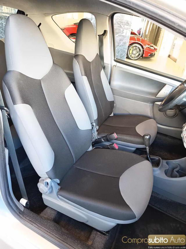 PEUGEOT 107 usata 10