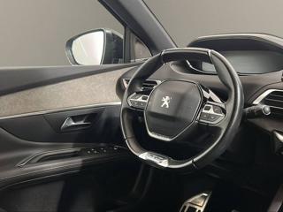 PEUGEOT 3008 usata, con USB