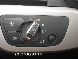 AUDI A4 usata, con Autoradio digitale